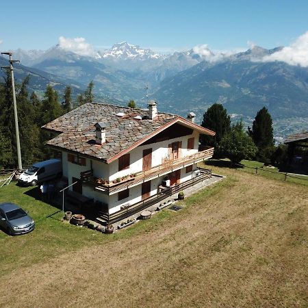 Maison Dahu - Sci, Passeggiate E Sport A Pila - Alloggio Ad Uso Turistico - Vda - Gressan - N 0012 Eksteriør billede